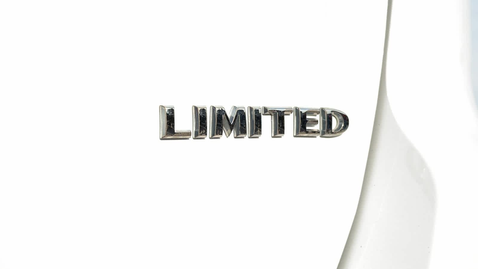 Thumbnail: 2019 Jeep Grand Cherokee - 28