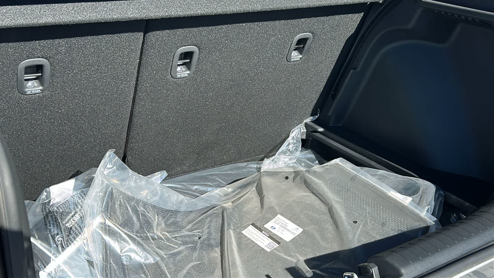 Thumbnail: 2025 Hyundai Venue - 27