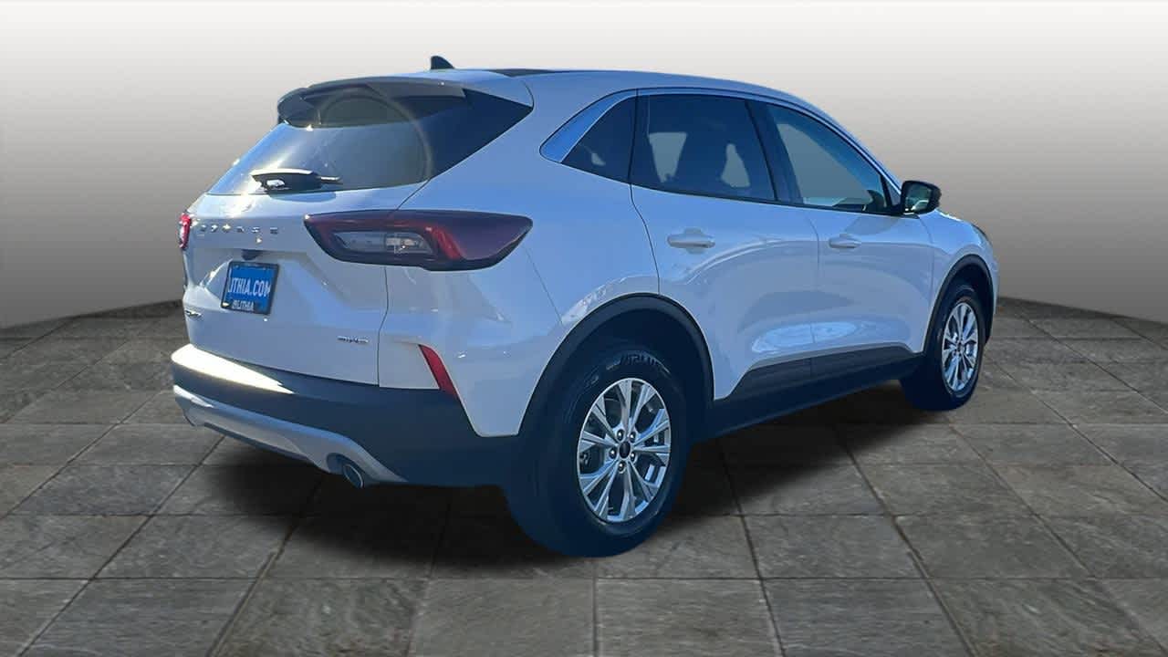 Thumbnail: 2024 Ford Escape - 5