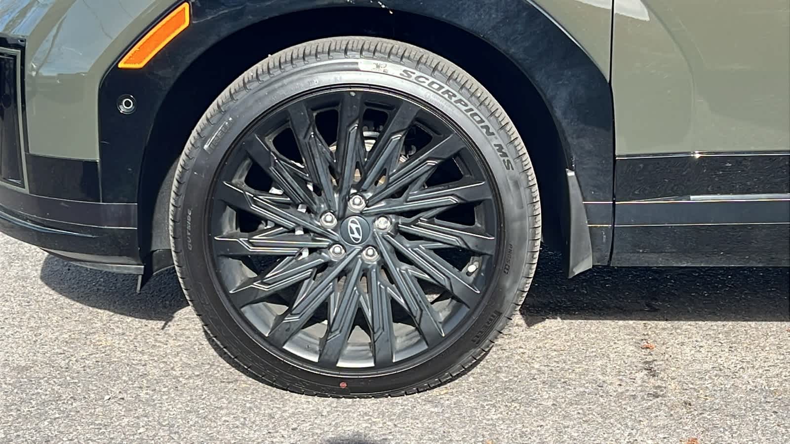 Thumbnail: 2025 Hyundai Santa Fe - 9