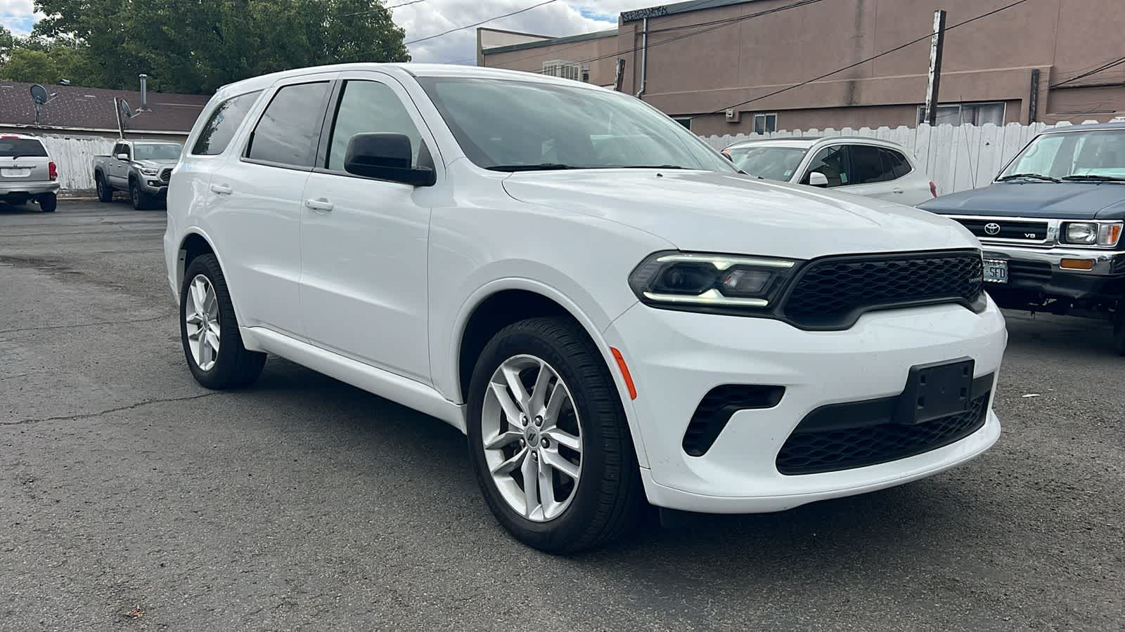 Thumbnail: 2023 Dodge Durango - 3