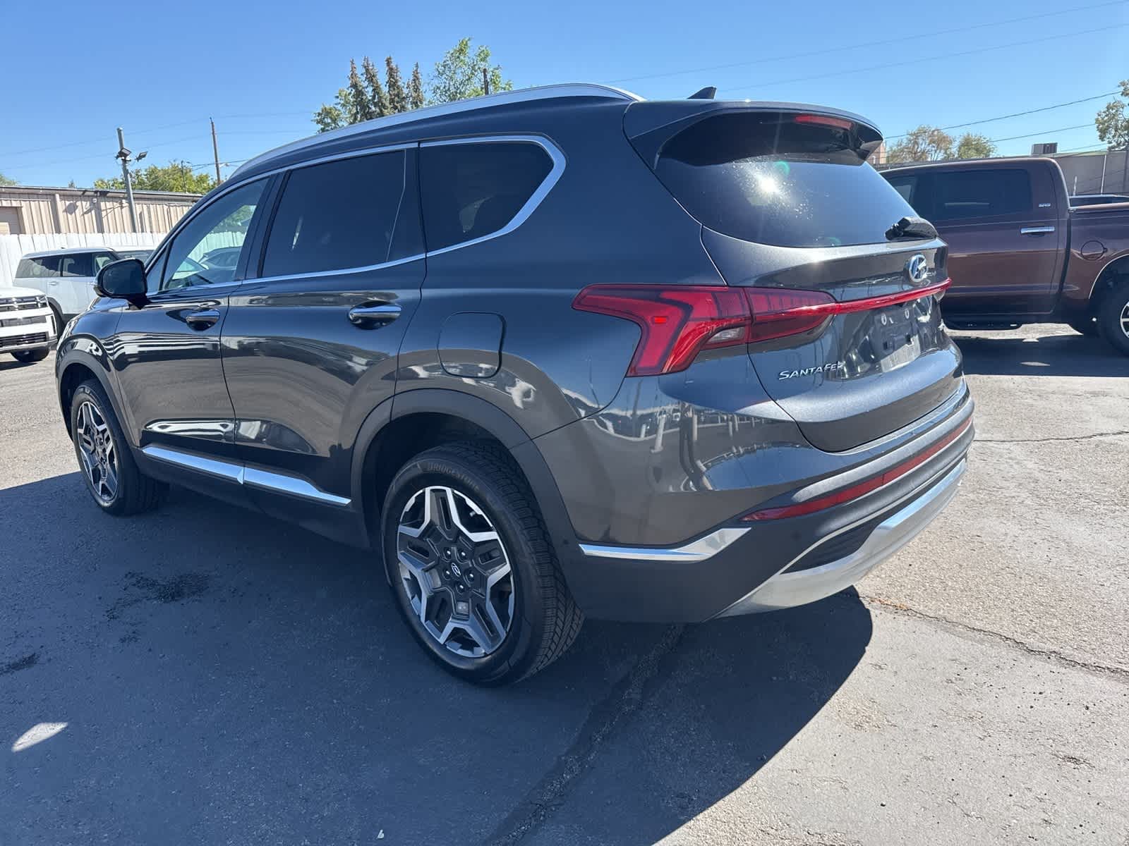 Thumbnail: 2022 Hyundai Santa Fe - 4