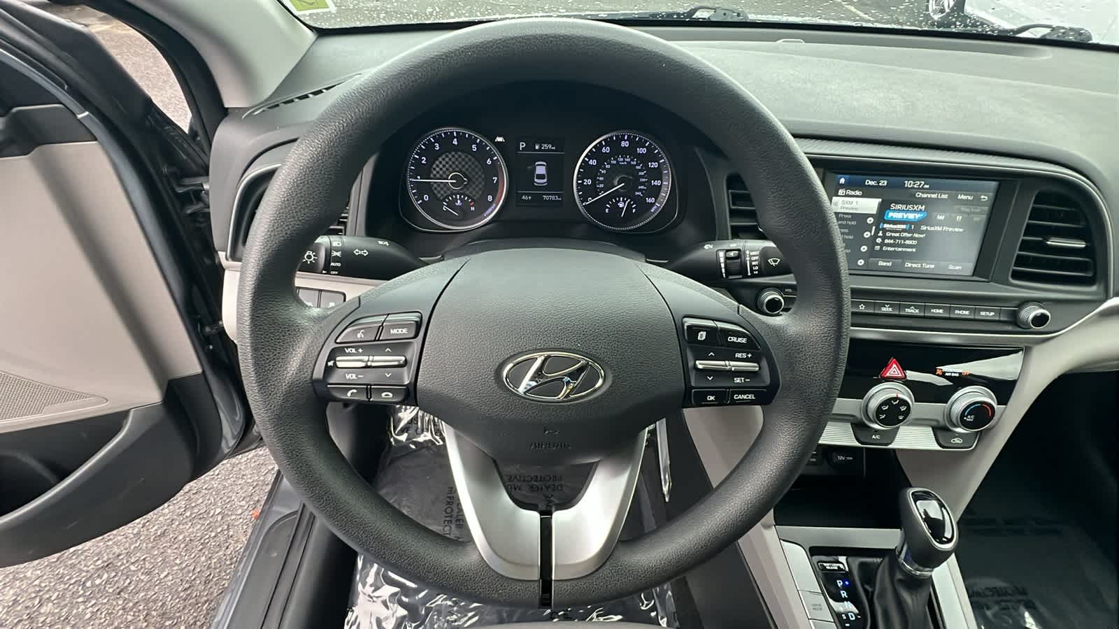 Thumbnail: 2019 Hyundai Elantra - 18