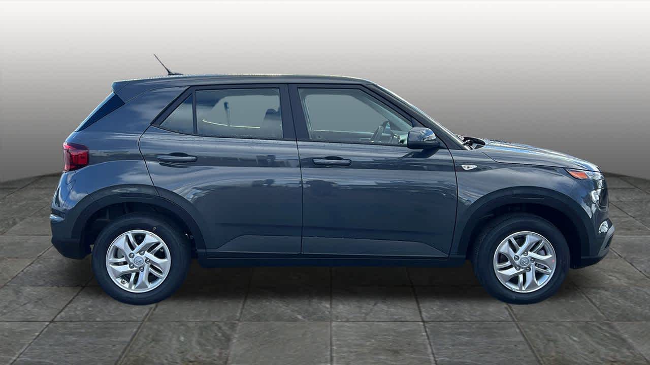 Thumbnail: 2026 Hyundai Venue - 4