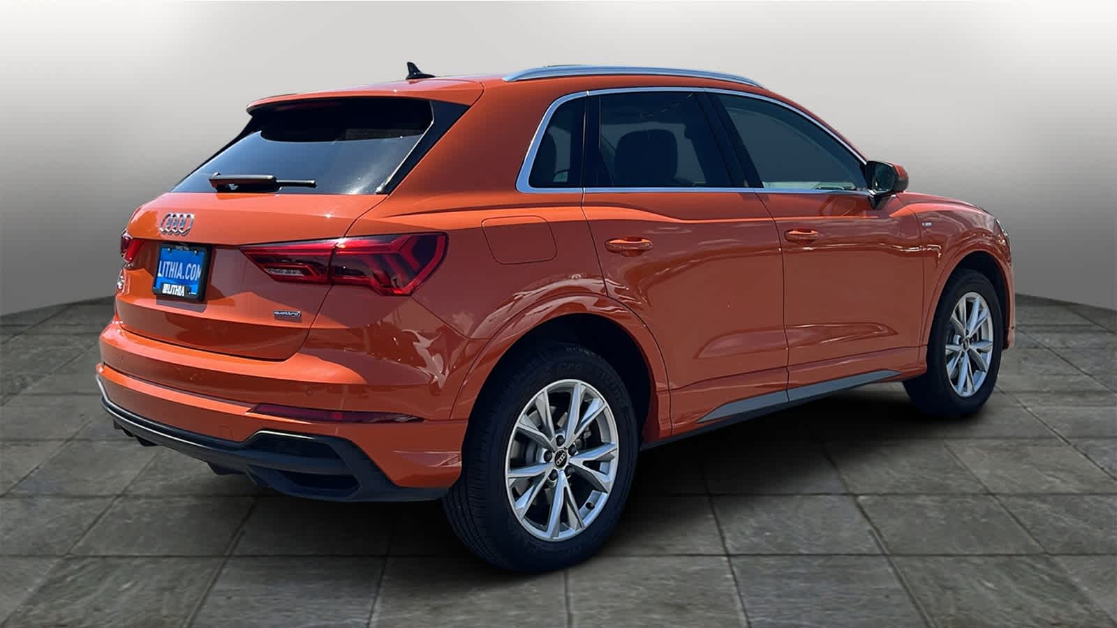 Thumbnail: 2023 Audi Q3 - 5