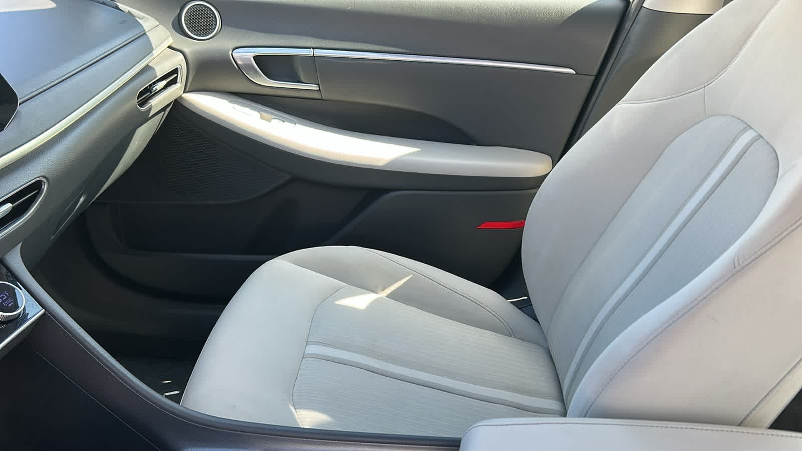 Thumbnail: 2023 Hyundai Sonata - 12