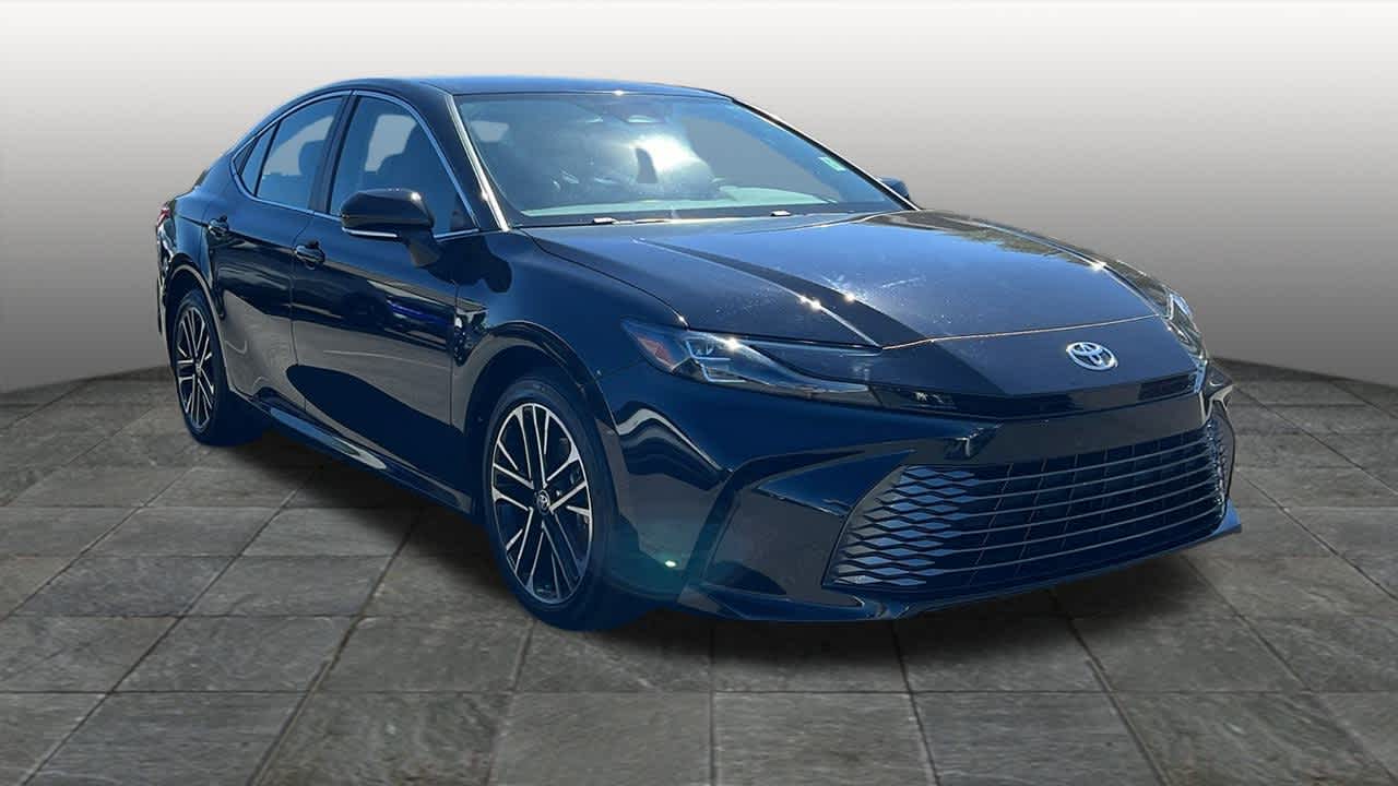 Thumbnail: 2025 Toyota Camry - 3