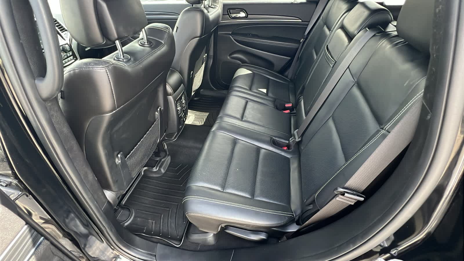 2021 Jeep Grand Cherokee Limited Edition 24