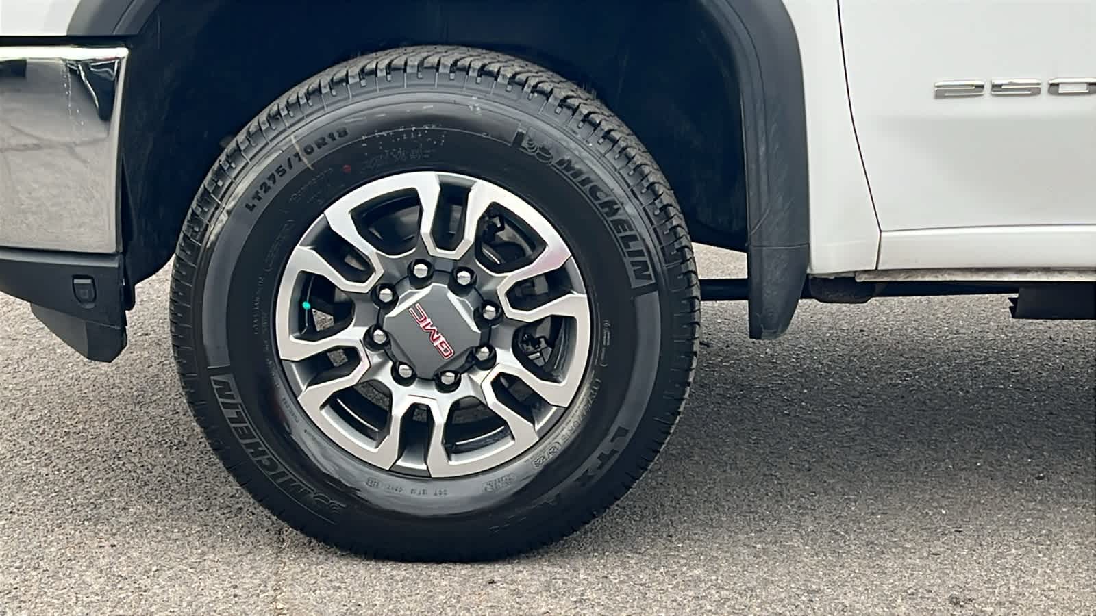 Thumbnail: 2023 GMC Sierra 2500 - 9