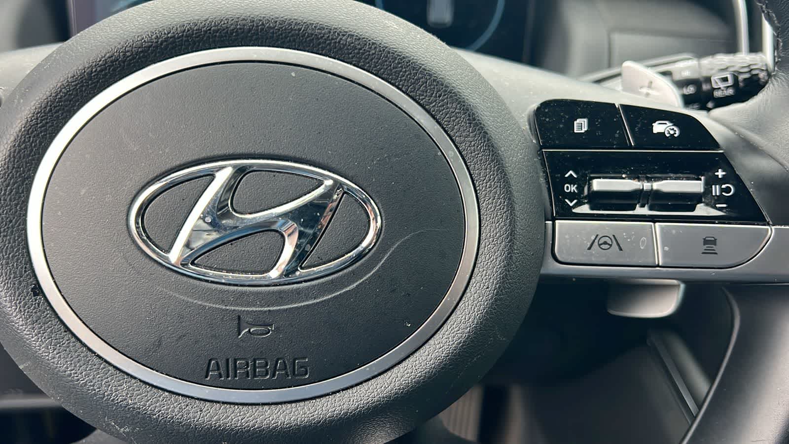 Thumbnail: 2022 Hyundai Tucson - 18