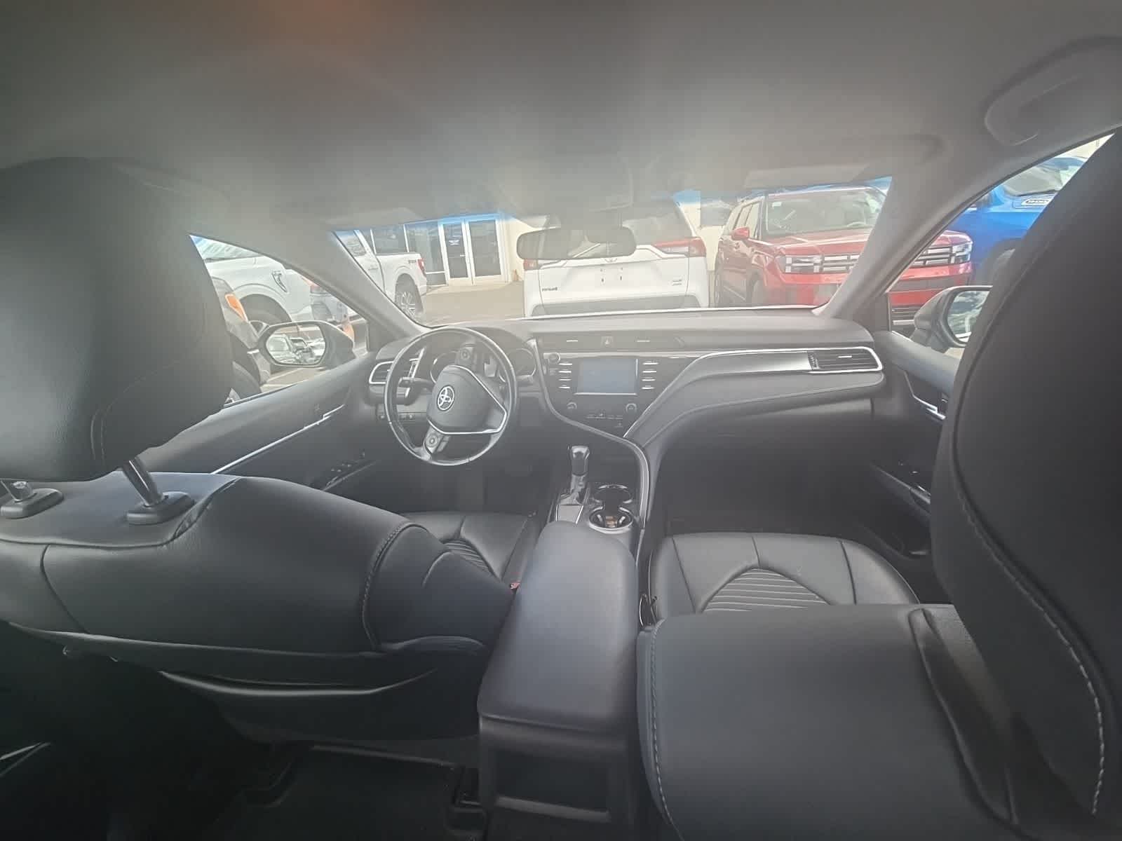 Thumbnail: 2018 Toyota Camry - 18