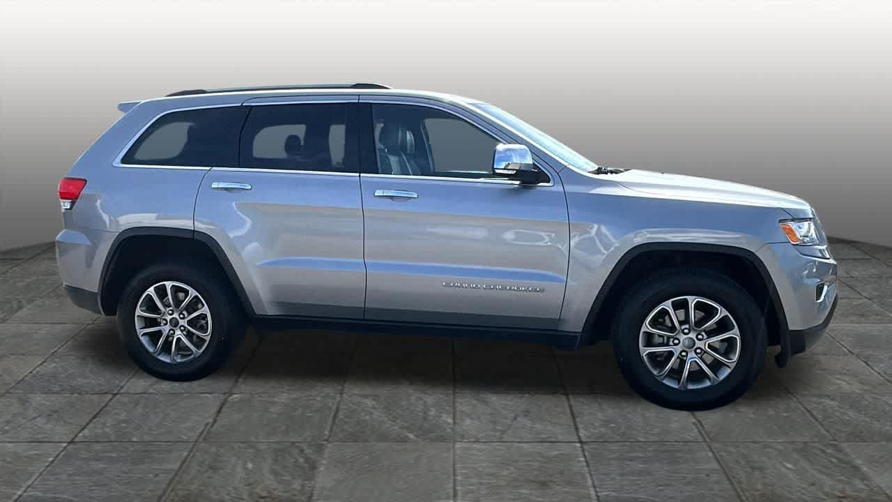 Thumbnail: 2015 Jeep Grand Cherokee - 3