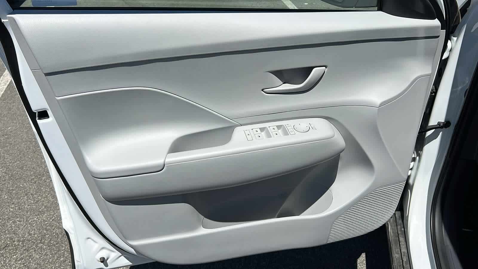 Thumbnail: 2025 Hyundai Kona - 23