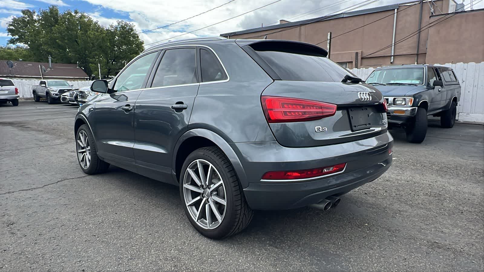 Thumbnail: 2018 Audi Q3 - 7