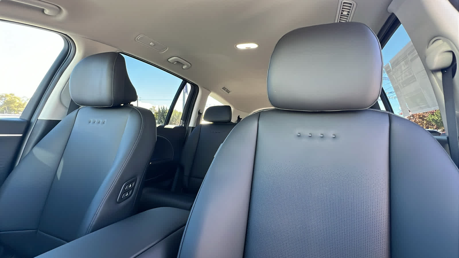 Thumbnail: 2026 Hyundai Ioniq - 11