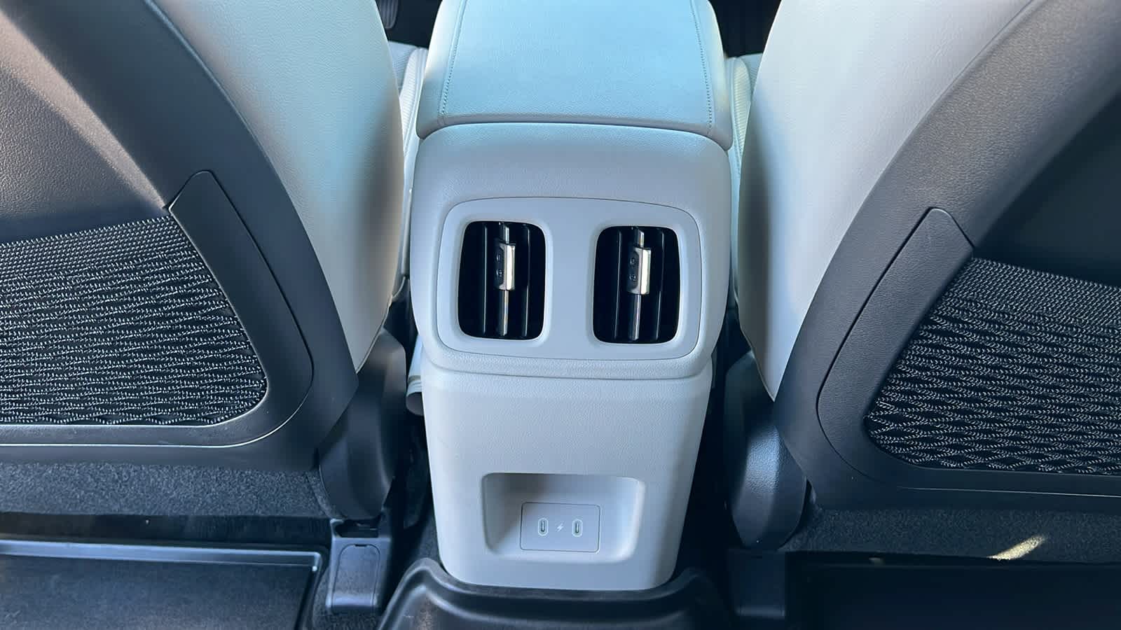 Thumbnail: 2025 Hyundai Tucson - 25