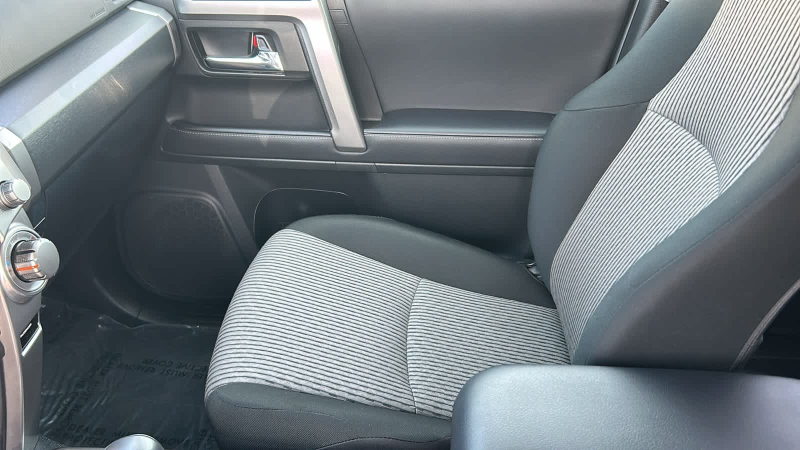 Thumbnail: 2024 Toyota 4Runner - 12