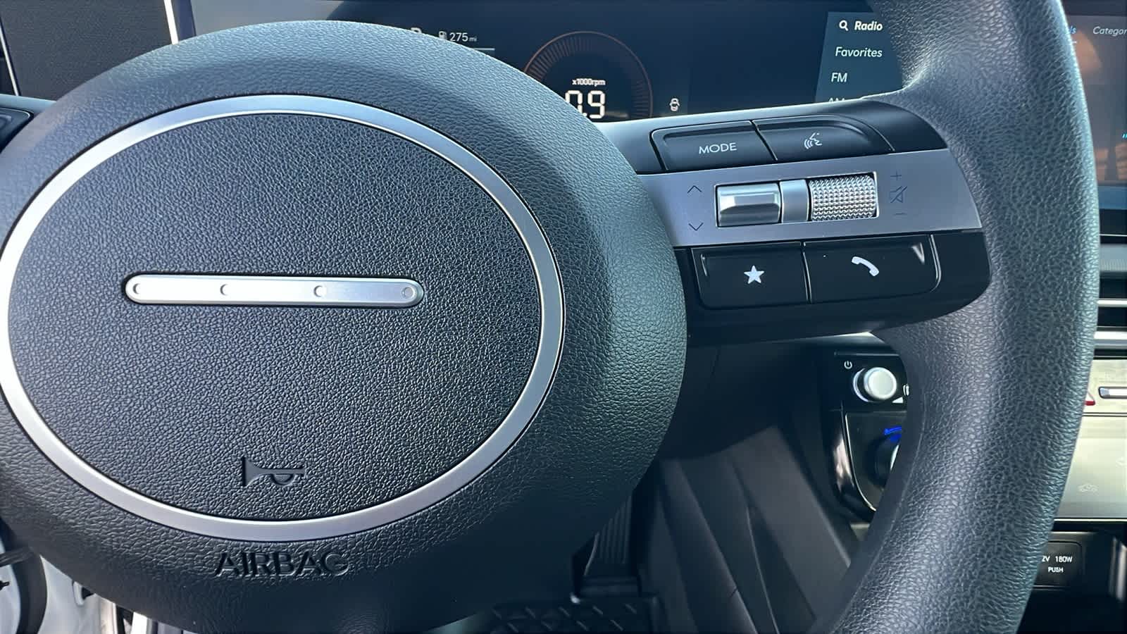 Thumbnail: 2025 Hyundai Santa Cruz - 20