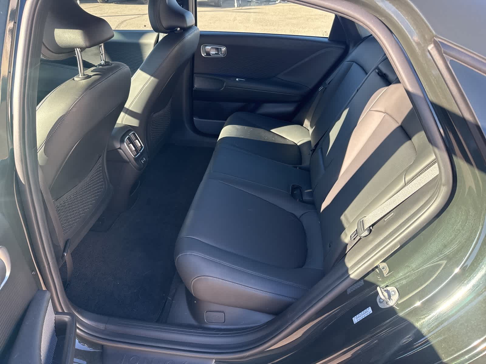 Thumbnail: 2023 Hyundai Ioniq 6 - 10