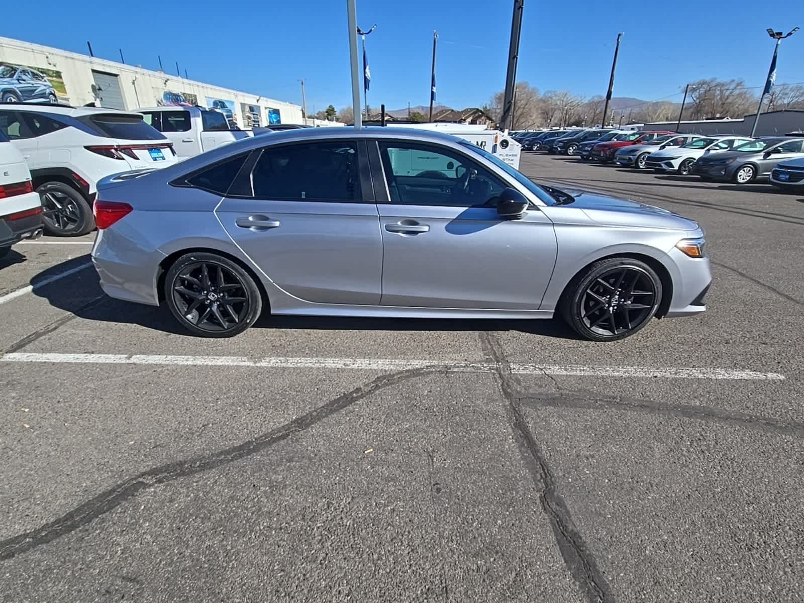 Thumbnail: 2022 Honda Civic - 4