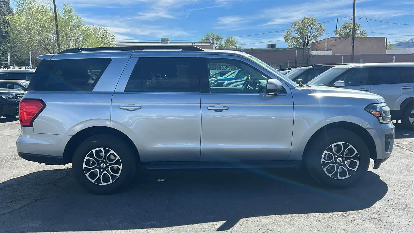 Thumbnail: 2024 Ford Expedition - 16