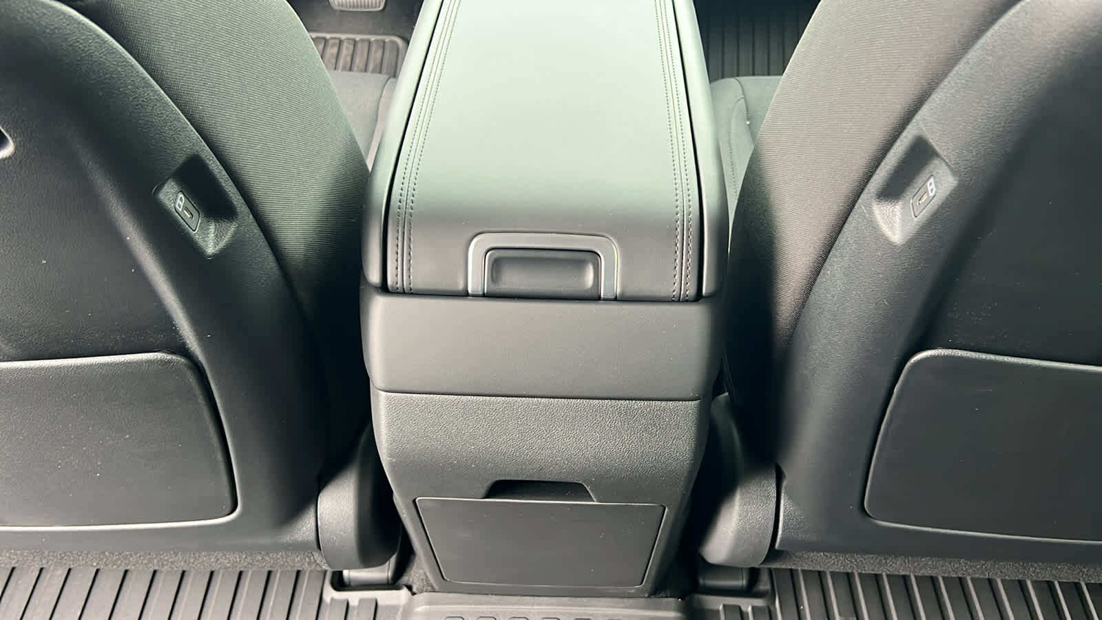 Thumbnail: 2026 Hyundai Santa Fe - 25