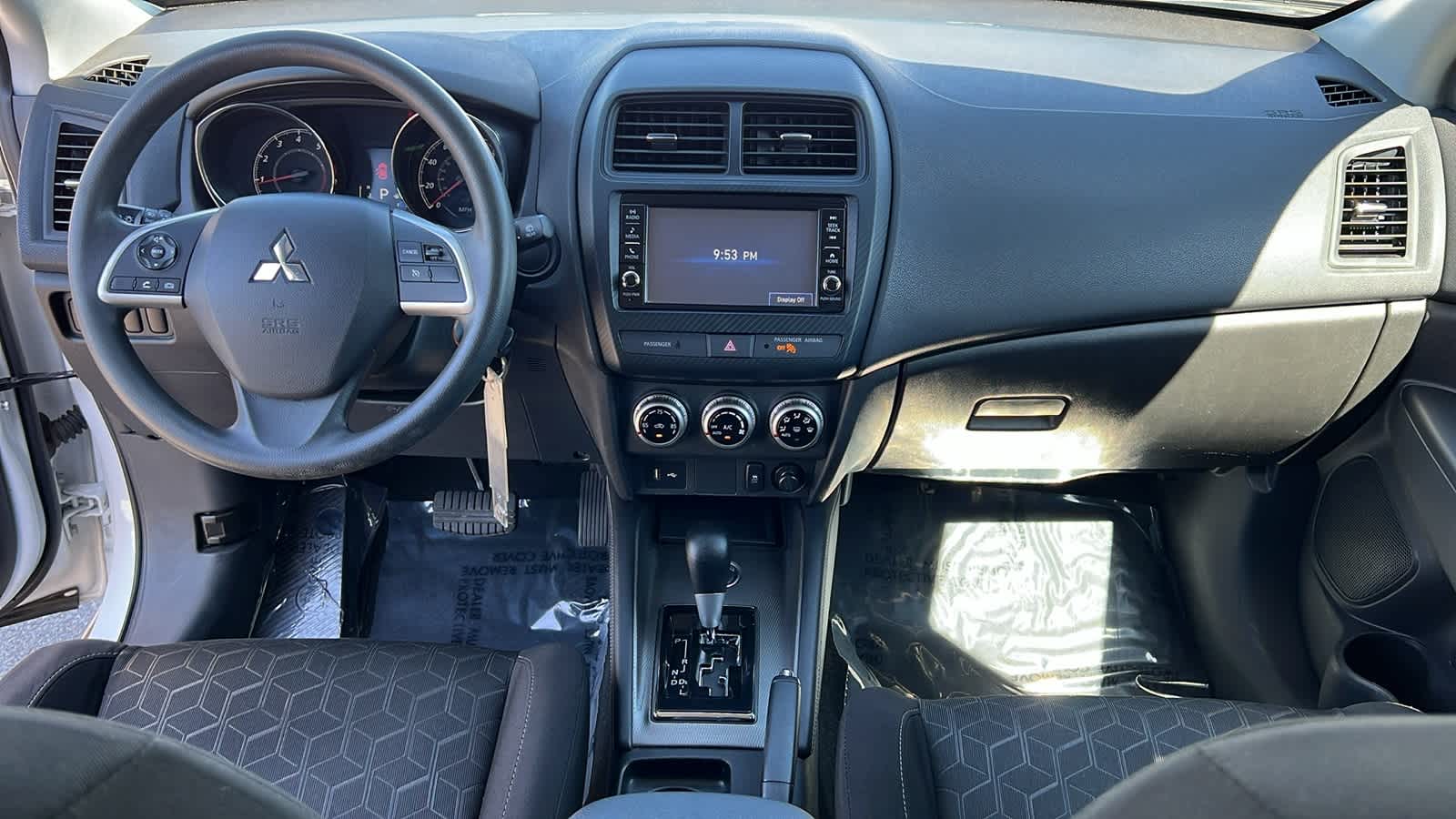 2021 Mitsubishi Outlander Sport ES 26