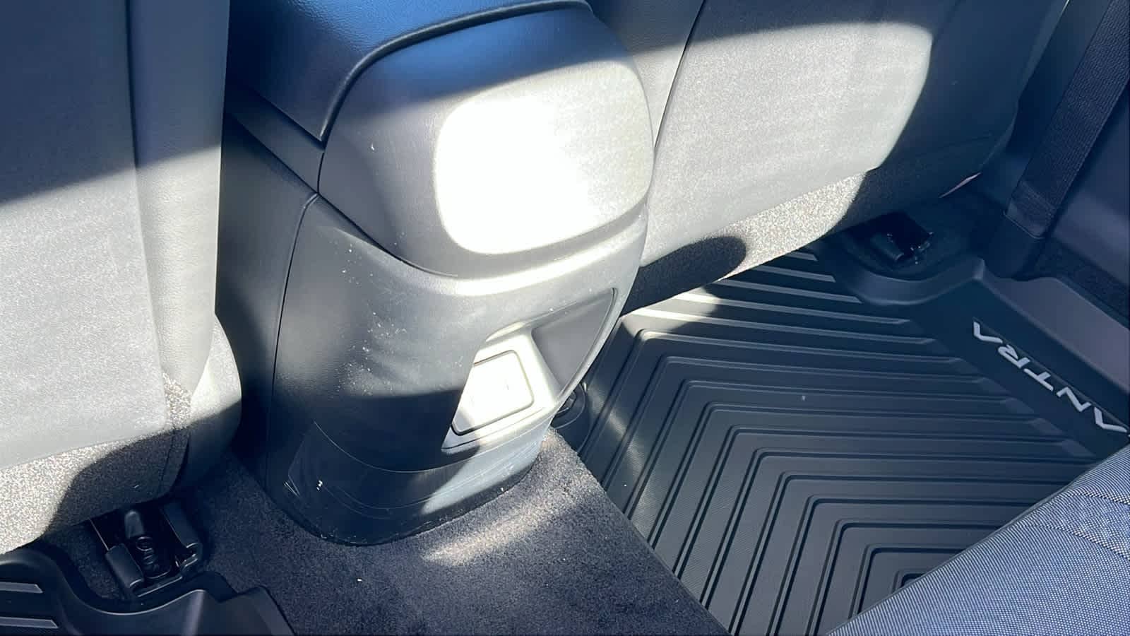 Thumbnail: 2026 Hyundai Elantra - 25