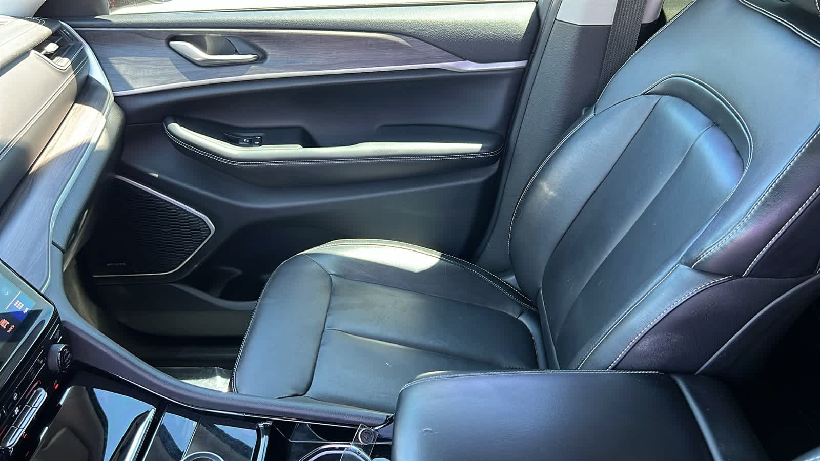 Thumbnail: 2021 Jeep Grand Cherokee L - 12