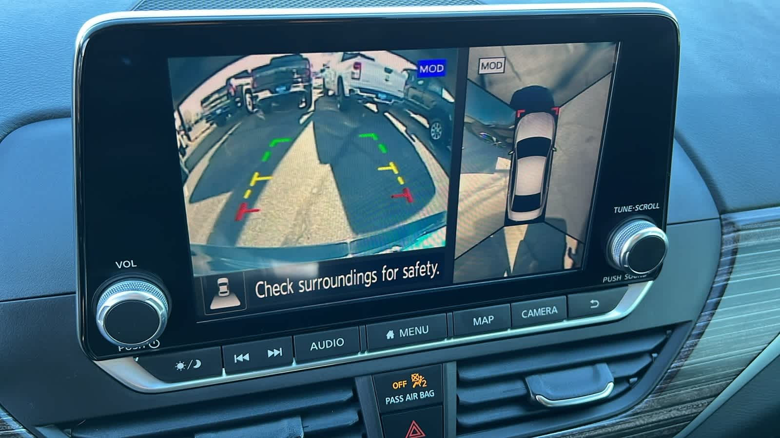 Thumbnail: 2021 Nissan Altima - 16