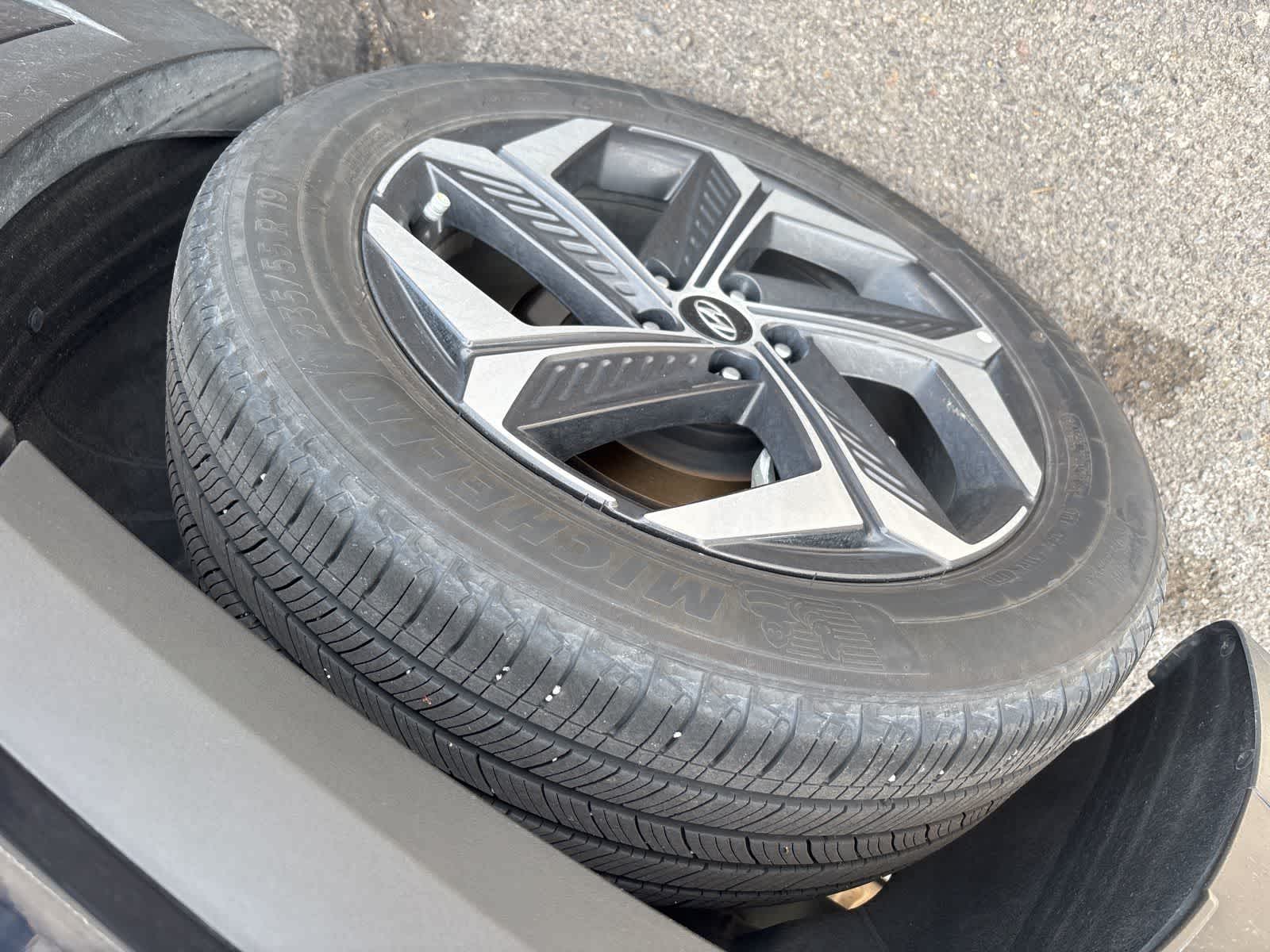 Thumbnail: 2022 Hyundai Tucson - 12