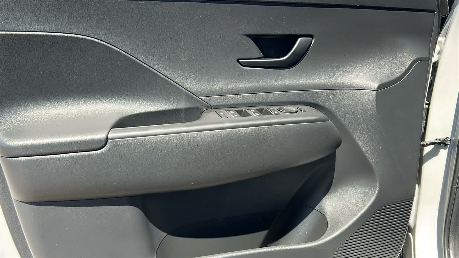 Thumbnail: 2024 Hyundai Kona - 23