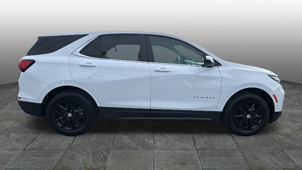 Thumbnail: 2024 Chevrolet Equinox - 4