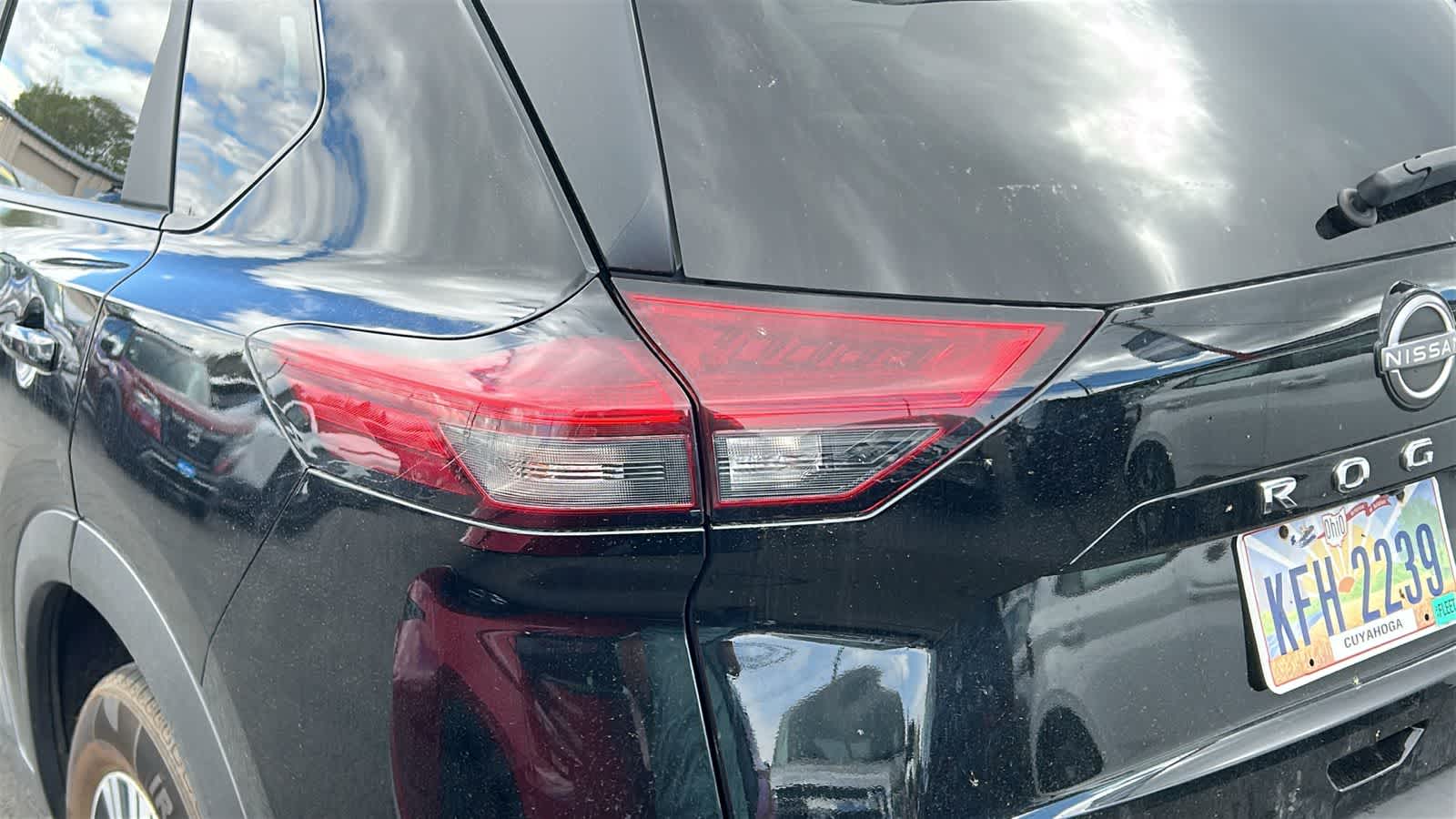 Thumbnail: 2023 Nissan Rogue - 9