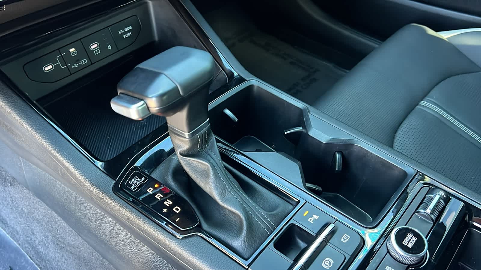 Thumbnail: 2025 Kia K5 - 13