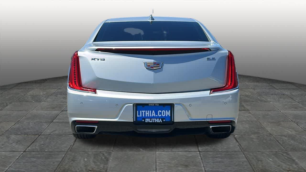 Thumbnail: 2018 Cadillac XTS - 5