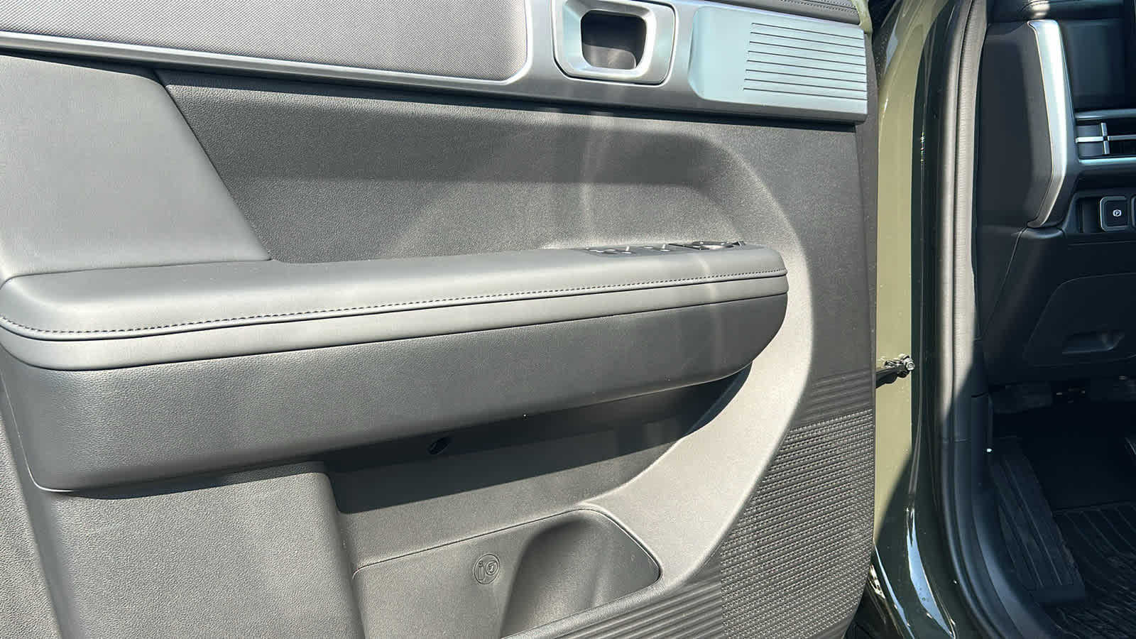 Thumbnail: 2026 Hyundai Santa Fe - 23