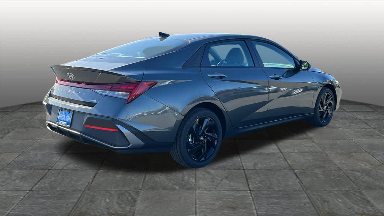 Thumbnail: 2026 Hyundai Elantra - 5
