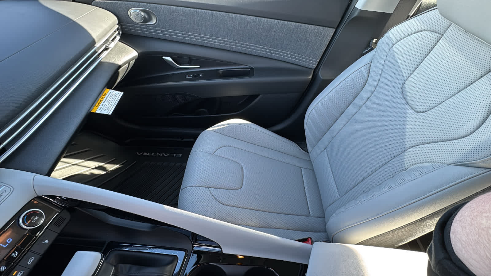 Thumbnail: 2026 Hyundai Elantra - 12