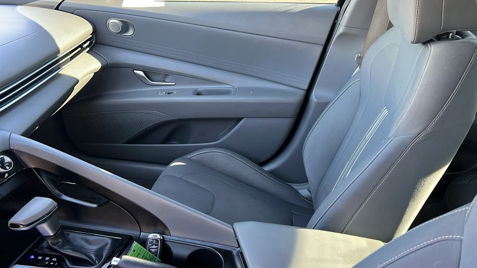 Thumbnail: 2023 Hyundai Elantra - 12