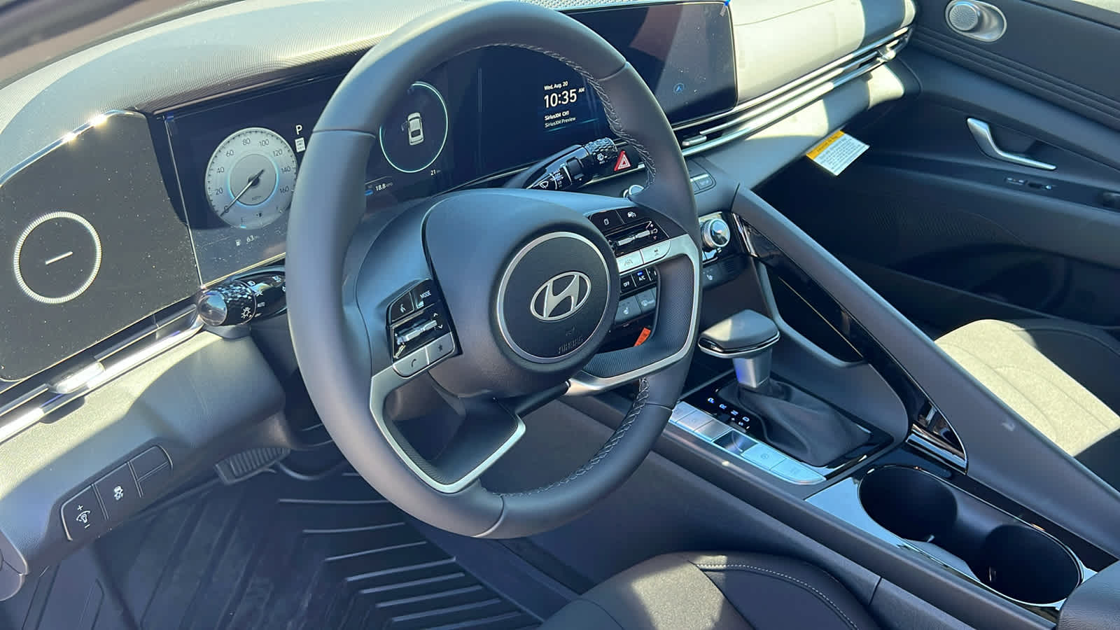 Thumbnail: 2025 Hyundai Elantra - 10
