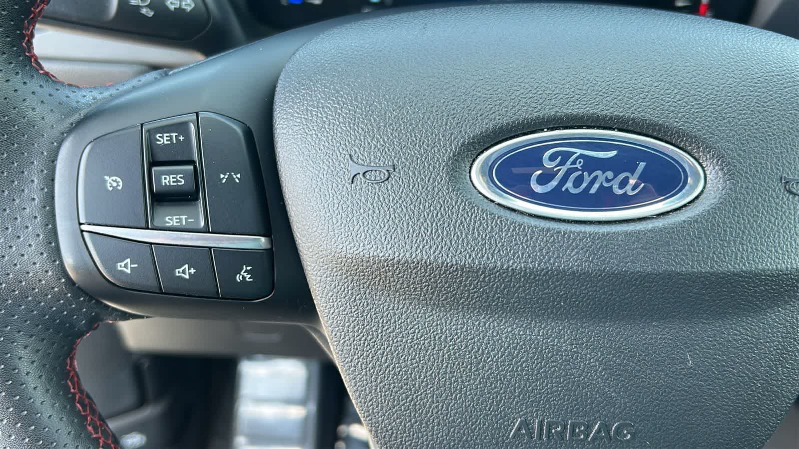 Thumbnail: 2024 Ford Escape - 19