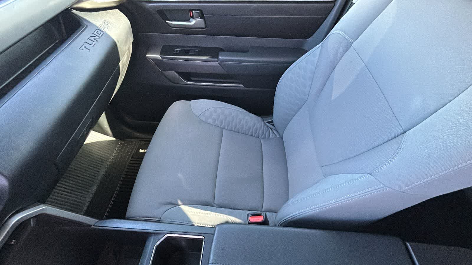 Thumbnail: 2023 Toyota Tundra - 12