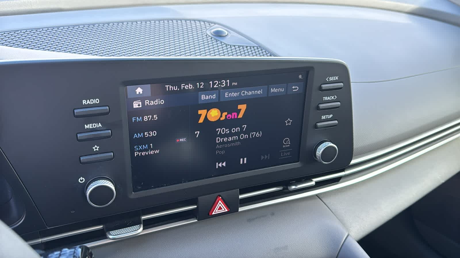 Thumbnail: 2022 Hyundai Elantra - 15