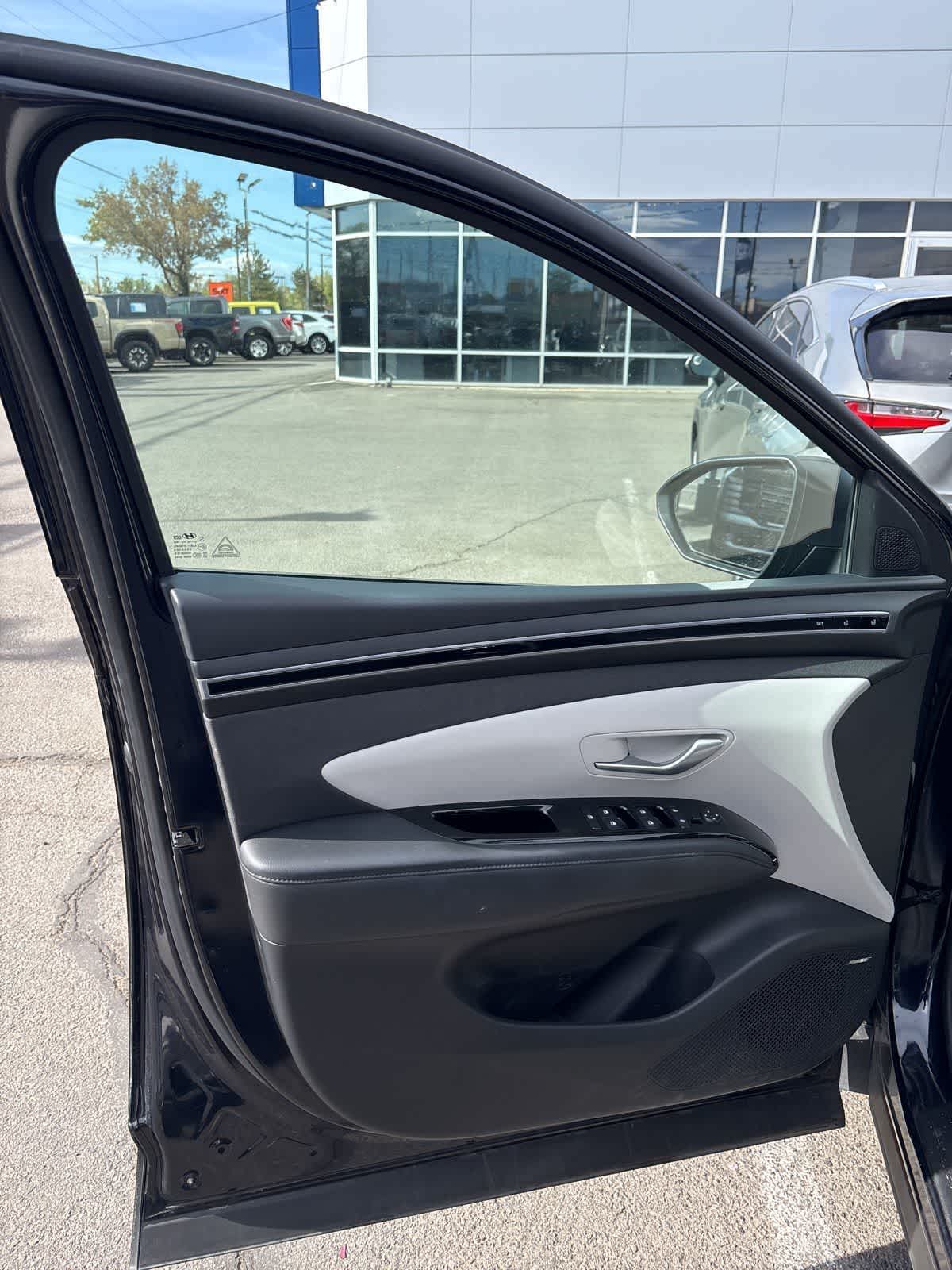 Thumbnail: 2022 Hyundai Tucson - 5