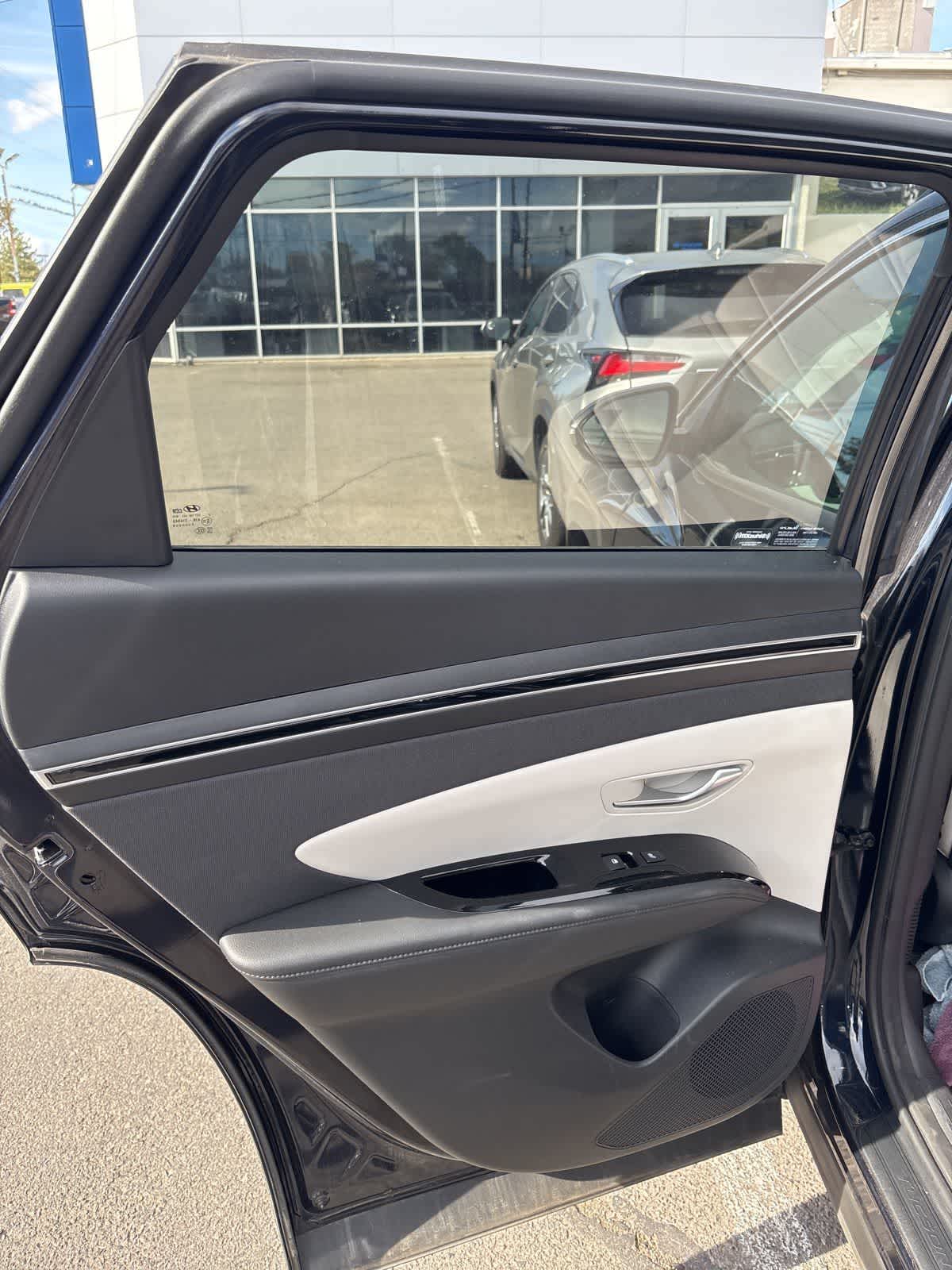 Thumbnail: 2022 Hyundai Tucson - 8