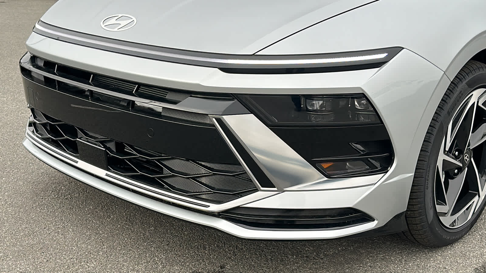 Thumbnail: 2024 Hyundai Sonata - 23