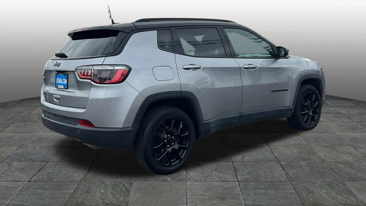 Thumbnail: 2022 Jeep Compass - 5