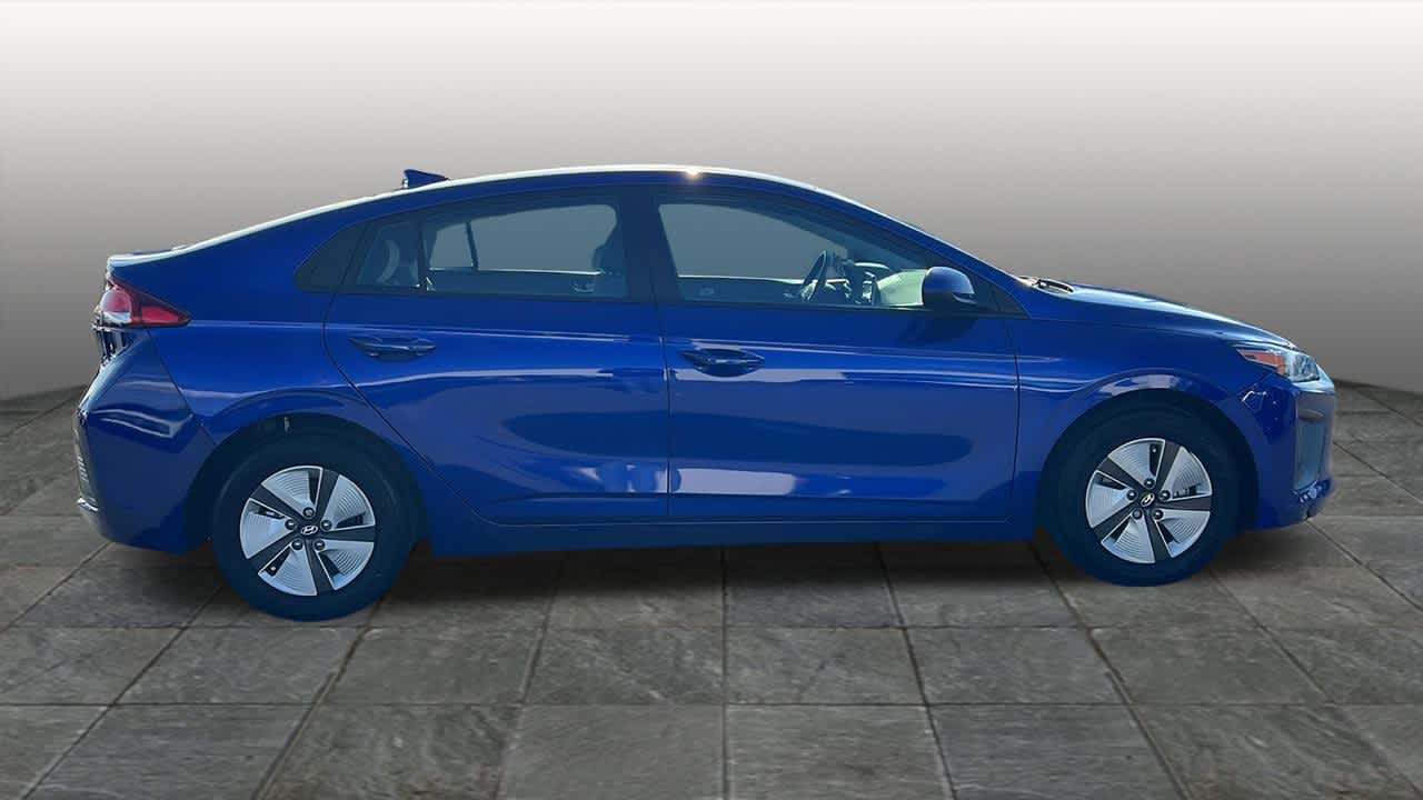 Thumbnail: 2022 Hyundai Ioniq - 4