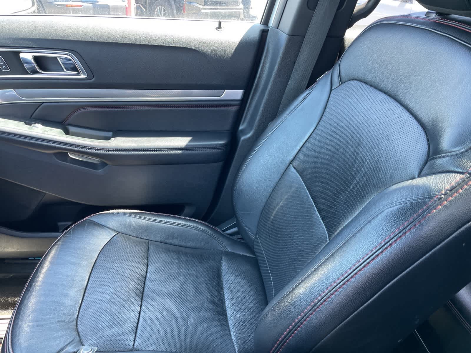 2019 Ford Explorer Sport 17